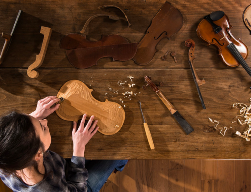 Un viaggio musicale in Italia tra teatri iconici, strumenti unici e voci indimenticabili – Barbara Corti